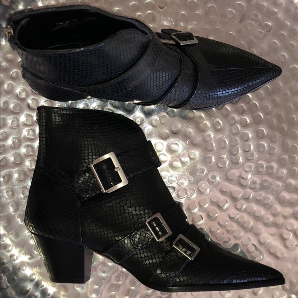 Zara pointed toed